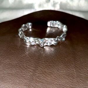 Silver Crashed Design Open Bracelet